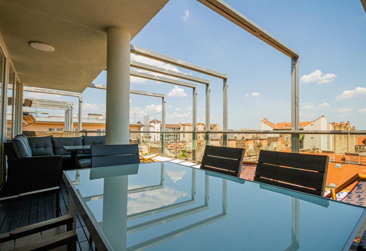 Luxury Apartment With Balcony In Downtown Budapešť Exteriér fotografie