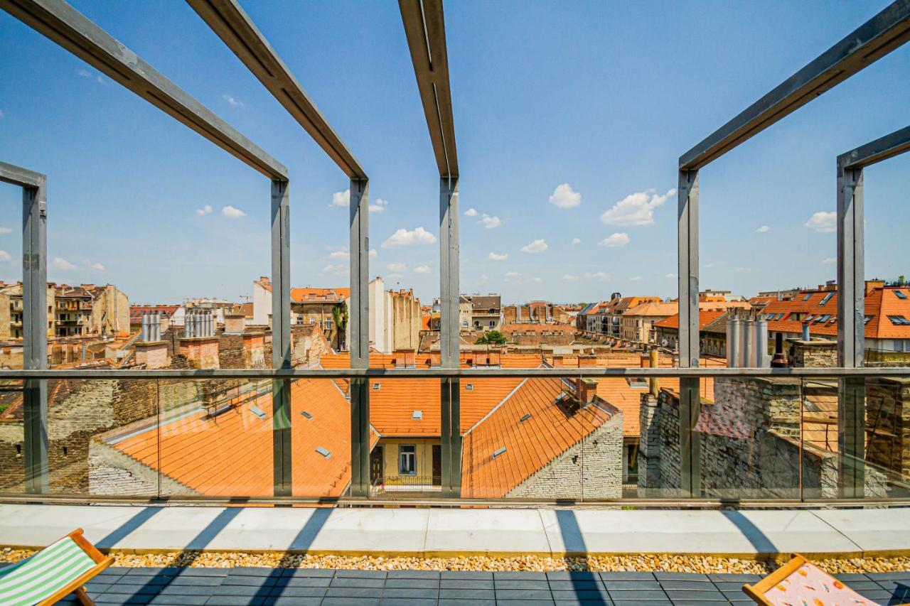 Luxury Apartment With Balcony In Downtown Budapešť Exteriér fotografie