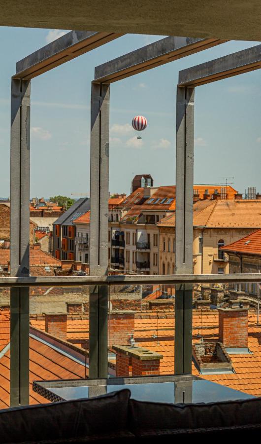 Luxury Apartment With Balcony In Downtown Budapešť Exteriér fotografie