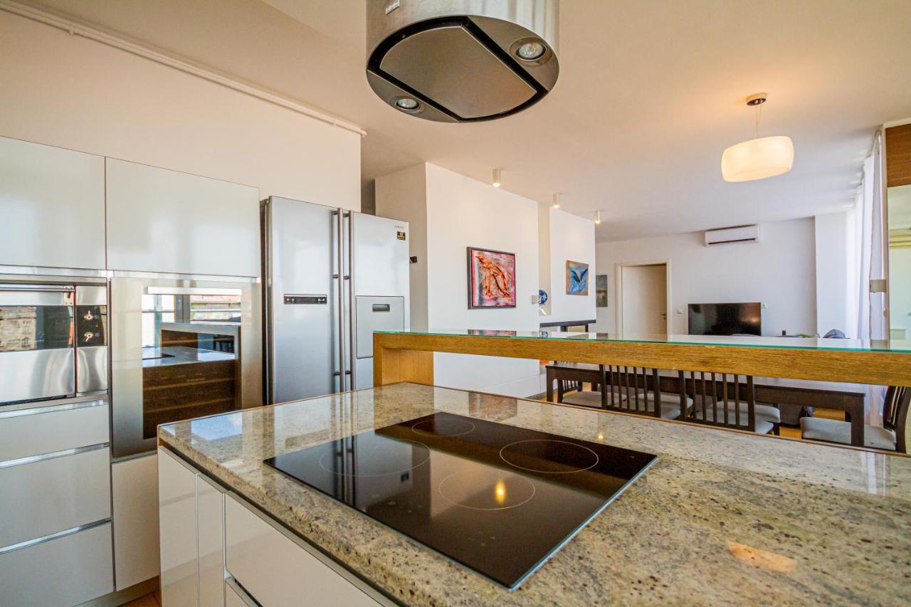Luxury Apartment With Balcony In Downtown Budapešť Exteriér fotografie